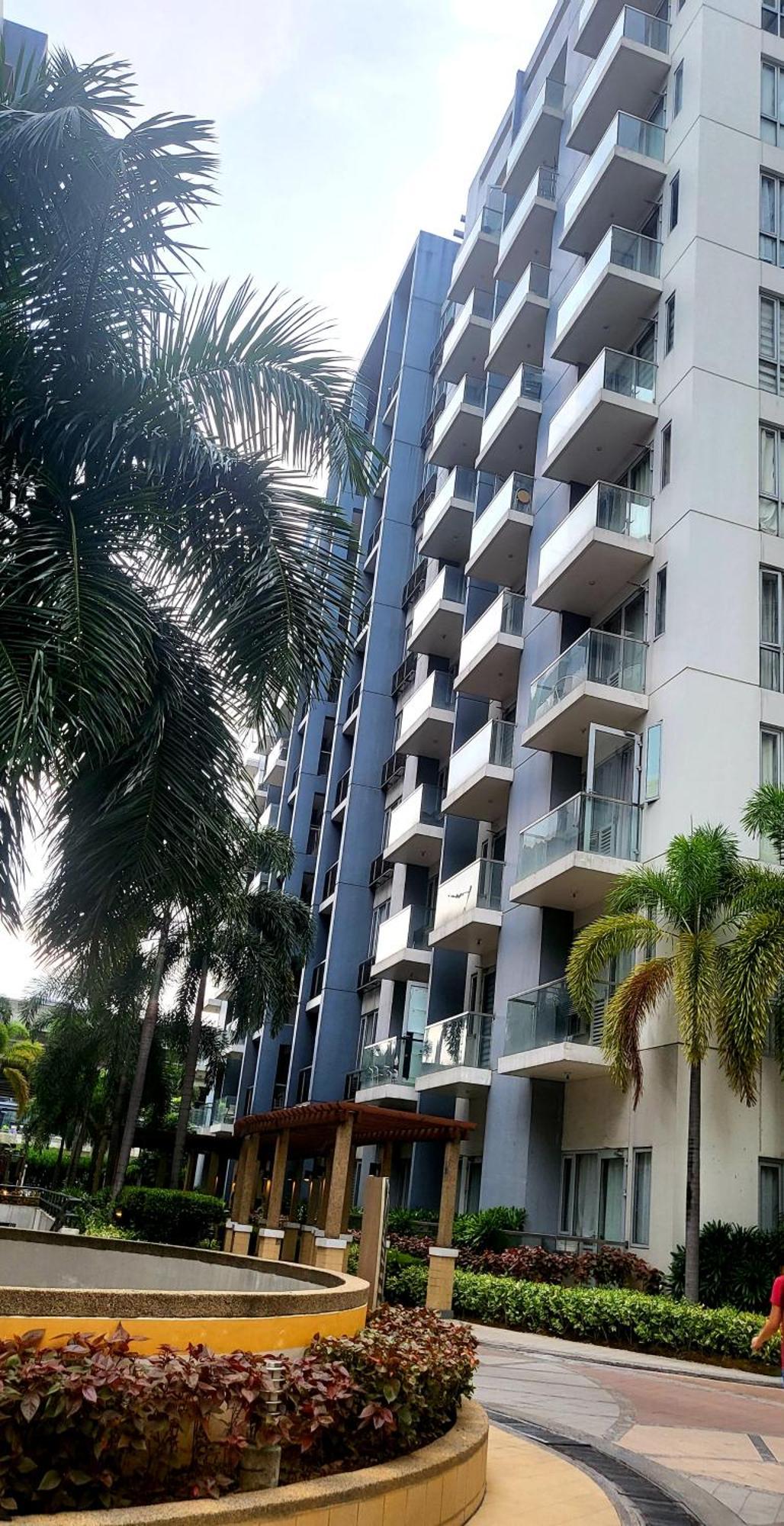 One Palm Tree Villas Condominium - Studio 7Th Fl With Balcony - Across Terminal 3 Airport Pasay Dış mekan fotoğraf