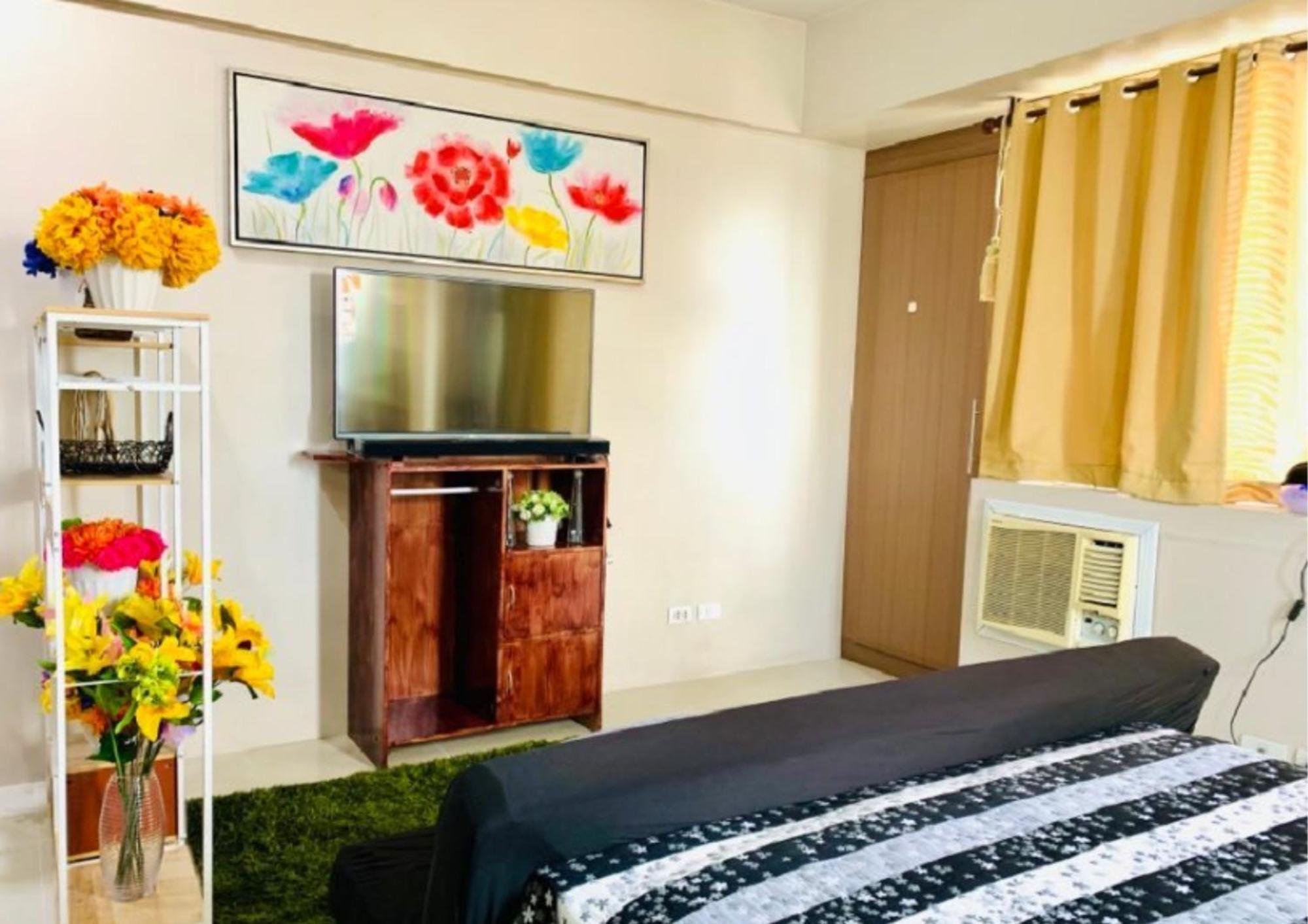 One Palm Tree Villas Condominium - Studio 7Th Fl With Balcony - Across Terminal 3 Airport Pasay Dış mekan fotoğraf