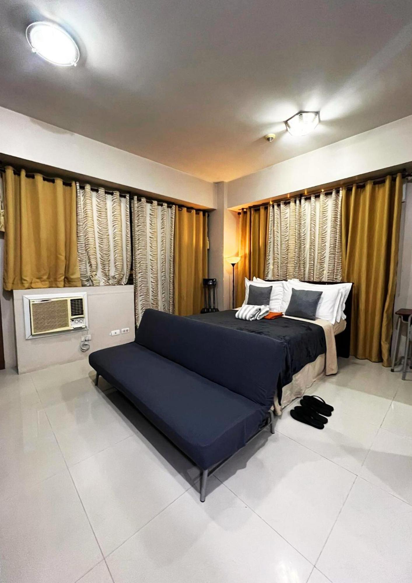 One Palm Tree Villas Condominium - Studio 7Th Fl With Balcony - Across Terminal 3 Airport Pasay Dış mekan fotoğraf
