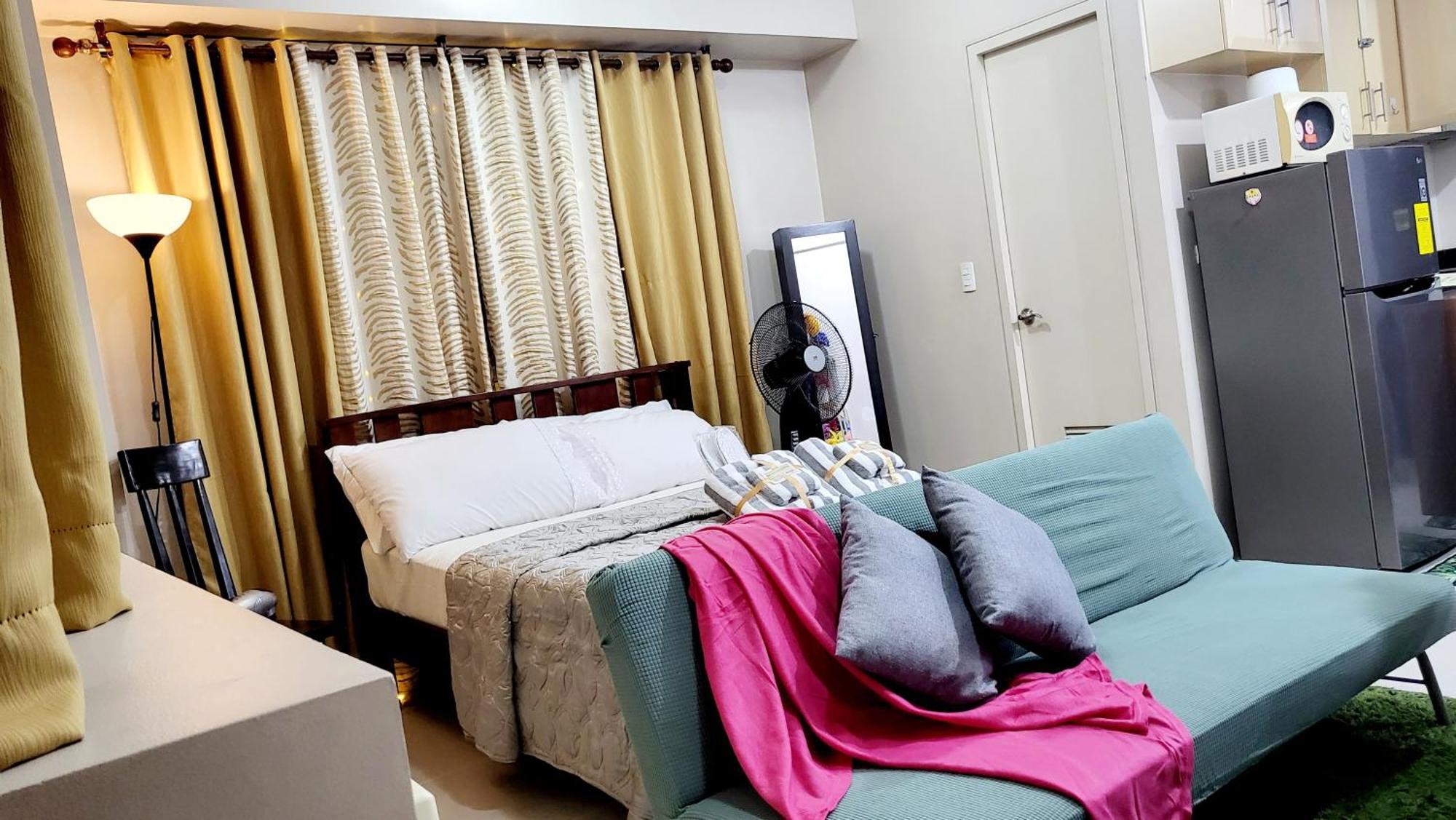 One Palm Tree Villas Condominium - Studio 7Th Fl With Balcony - Across Terminal 3 Airport Pasay Dış mekan fotoğraf