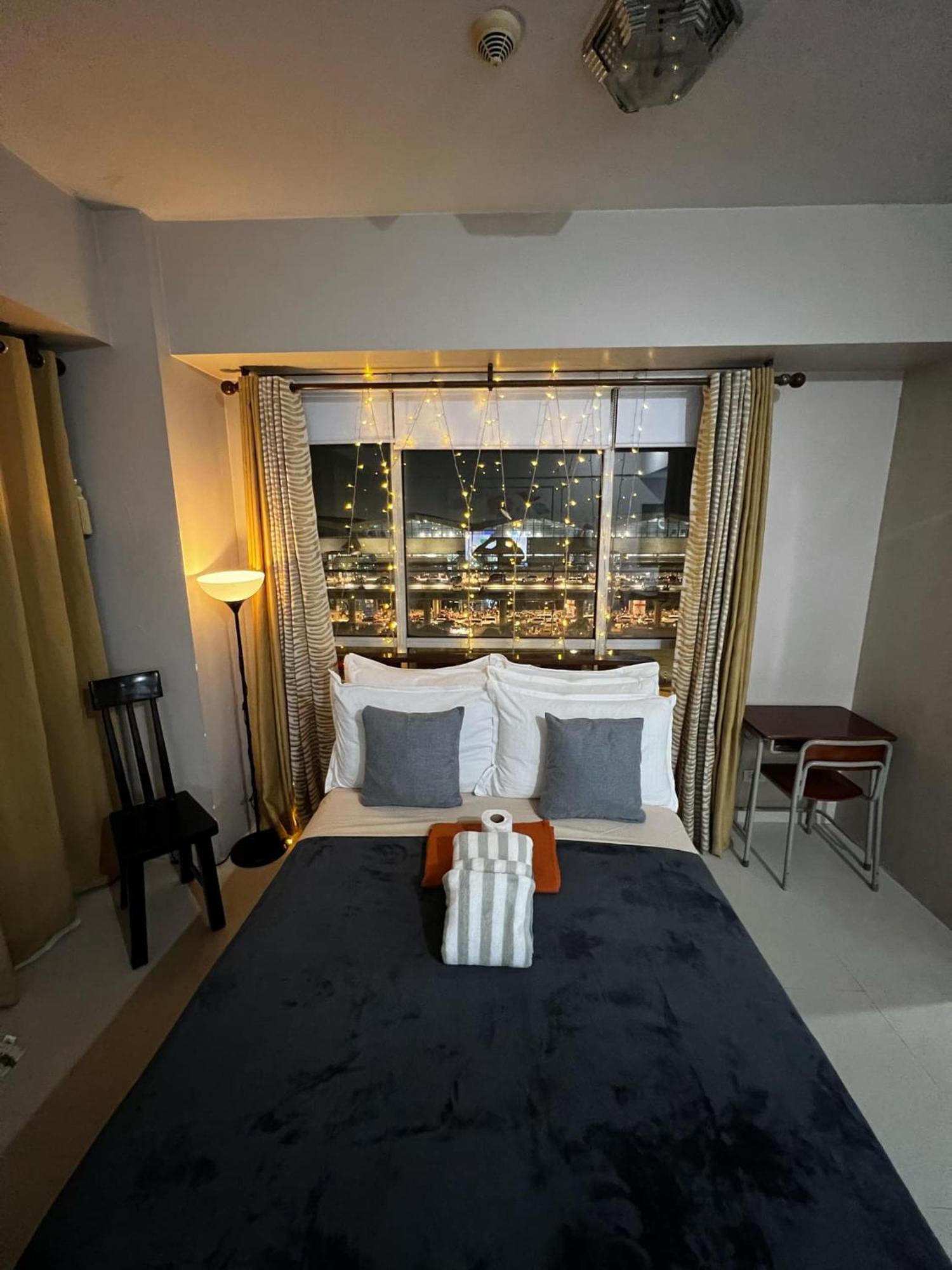 One Palm Tree Villas Condominium - Studio 7Th Fl With Balcony - Across Terminal 3 Airport Pasay Dış mekan fotoğraf